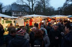 weihnachtsmaerkte-2013-wuppertal-schloss-luentenbeck-028