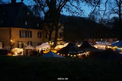 weihnachtsmaerkte-2013-wuppertal-schloss-luentenbeck-067
