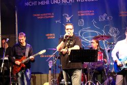 wuppertal-e400-von-der-heydt-buehne-abends-089
