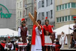 wuppertal-karfreitags-prozession-2013-4-018