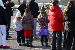 wuppertal-karnevalszug-leute-2013-005